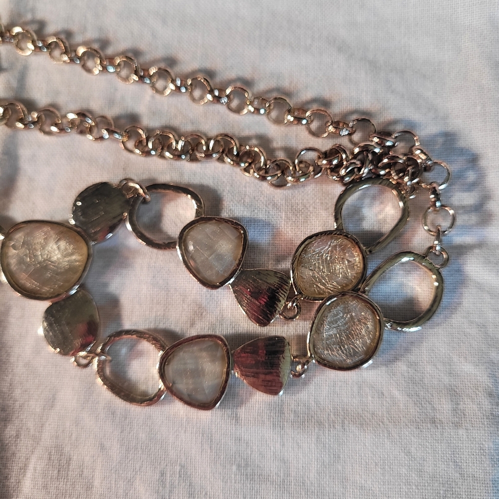 Light Gold Toned With Crackled Stone Necklace